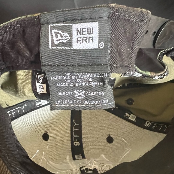 Snak Tag Snapback - Picture 5 of 7